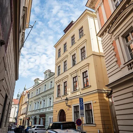 Luxury By Charles Bridge Apartament